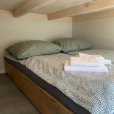 Tiny Haus Park * فريتسلار